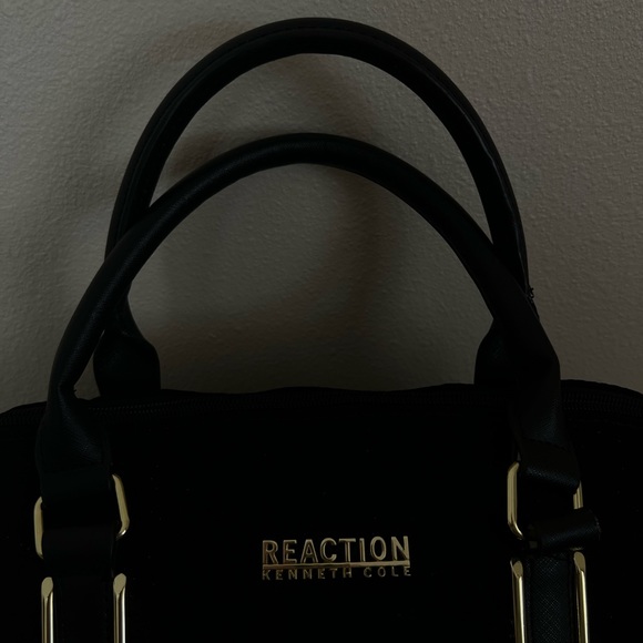 Brand New Kenneth Cole Purse - Picture 2 of 4